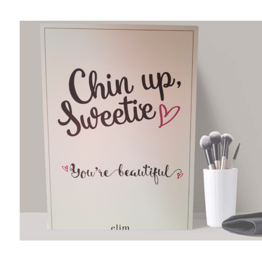 Display: Elim - Chin Up Sweetie